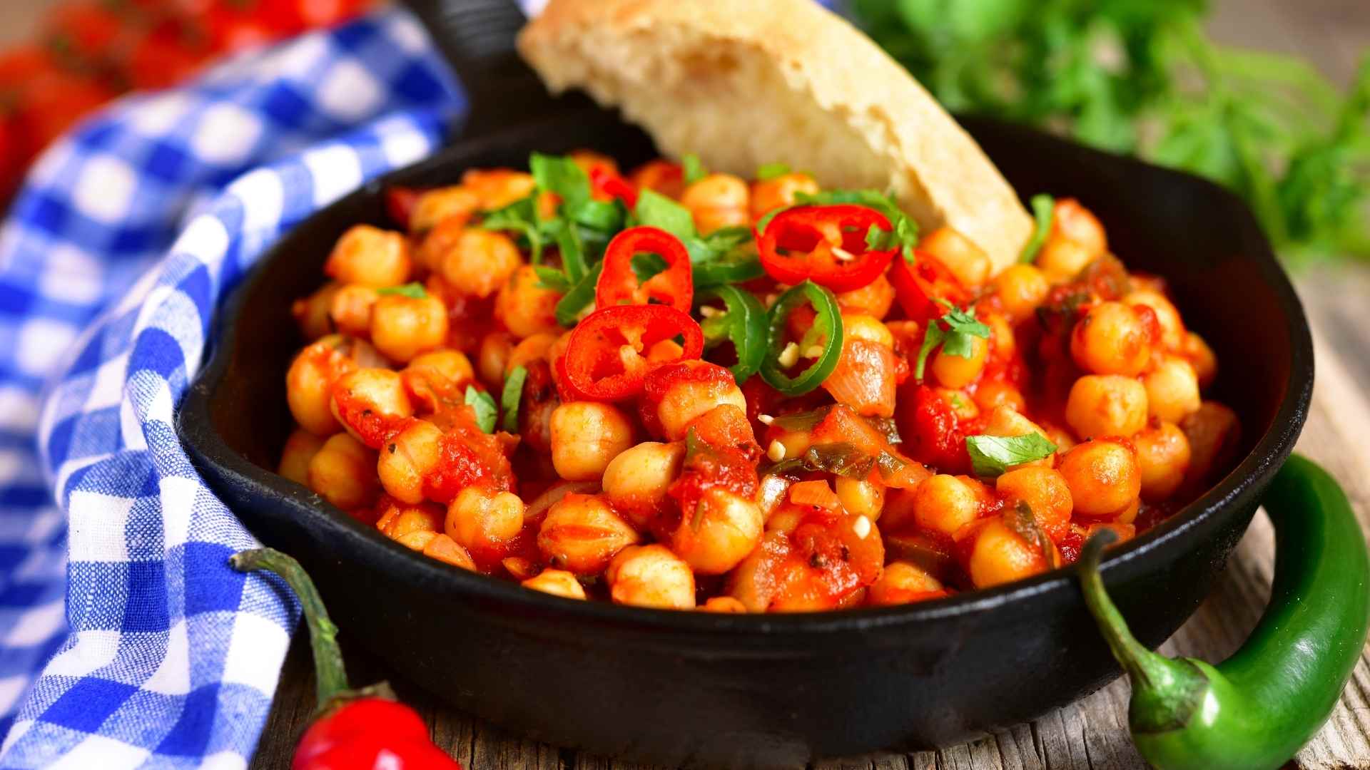 Warm Your Soul with This Hearty Chickpea Stew Recipe - A Delicious and Nutritious Plant-Based Meal 3